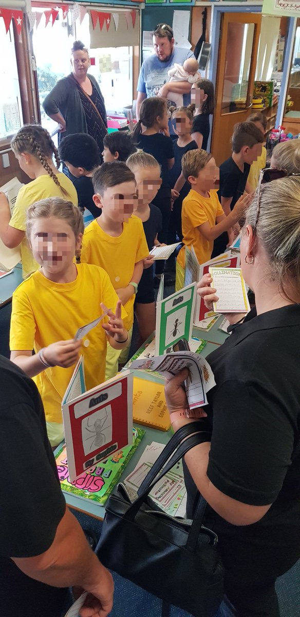 LaineyLou81's tweet photo. I am so proud of these little people, not only for the quality of work they produced, but also for their expert knowledge and high level of perserverence and collaboration. @PDTaylor73 @Bridiejo #exhibitionoflearning #highqualitywork #BPPS_PL #crew https://t.co/SyKgX92J8W