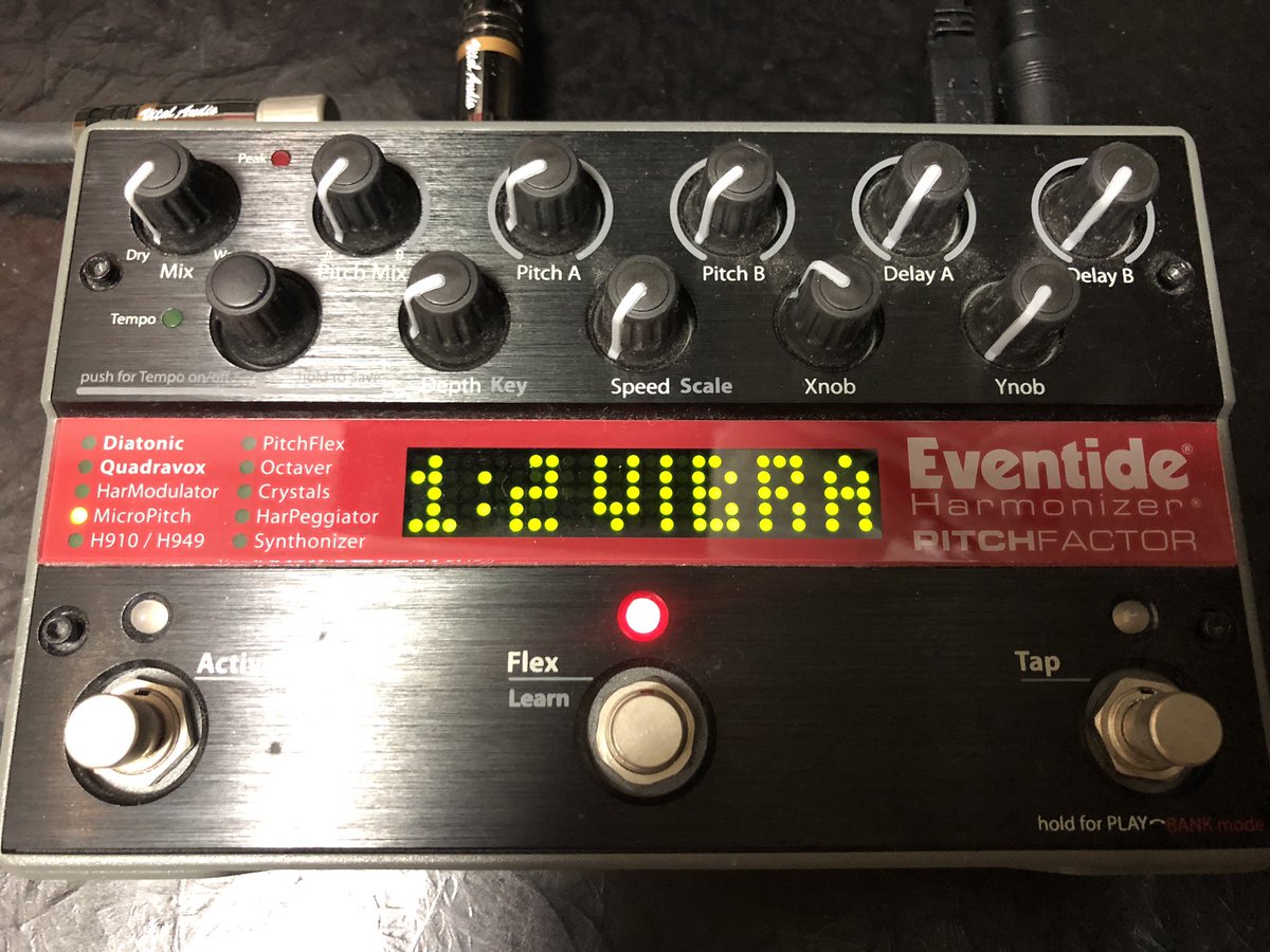 tomoya_fukuchi's tweet image. ピッチ（ディチューン）+モジュレーションとか、ディレイも一緒に使えるし、これ一台で思ったよりもいろんなことができる。#eventide #pitchfactor