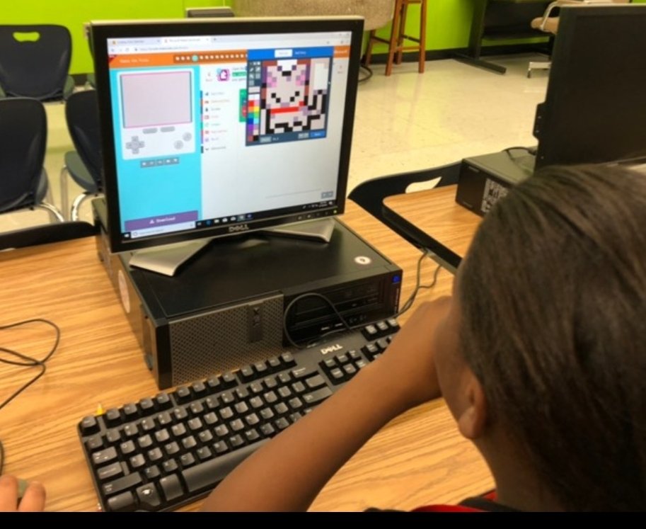 MsSeaman3's tweet photo. Hammocks Coders participating in Make Code Arcade Jam ! Fun for all! They even posted their games on Edmodo!  @edmodo @place_s @MDCPSSouth @MDCPS @STEAM_BERNAT @HammocksMiddle @MSMakeCode
@codeorg @WomenWhoCode #codelikeagirl #hammockstech @mdcpsdigiteam @dpvils @DigitalPromise https://t.co/zaznL9qlOW