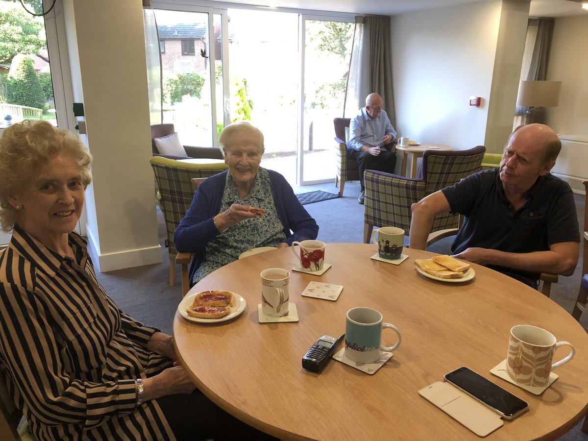 Donna_Hufton's tweet photo. Breakfast Club @MuirGroupHA #Tweedsmuir this morning #sharedfood #connect #wellbeing Debating Jam or Marmalade? https://t.co/19xxyZpjlm