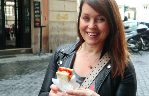 rdgindies's tweet photo. This week we’re celebrating the #rdguk blogs that shout about the town’s brilliant indie traders.
First up, Natalie Dickinson @Hellocuppies. Check out why we think she’s one to follow:
https://t.co/Nbp3xyMwXt
#bloglocal #shoplocal #readingindies https://t.co/CBs42j5aNa