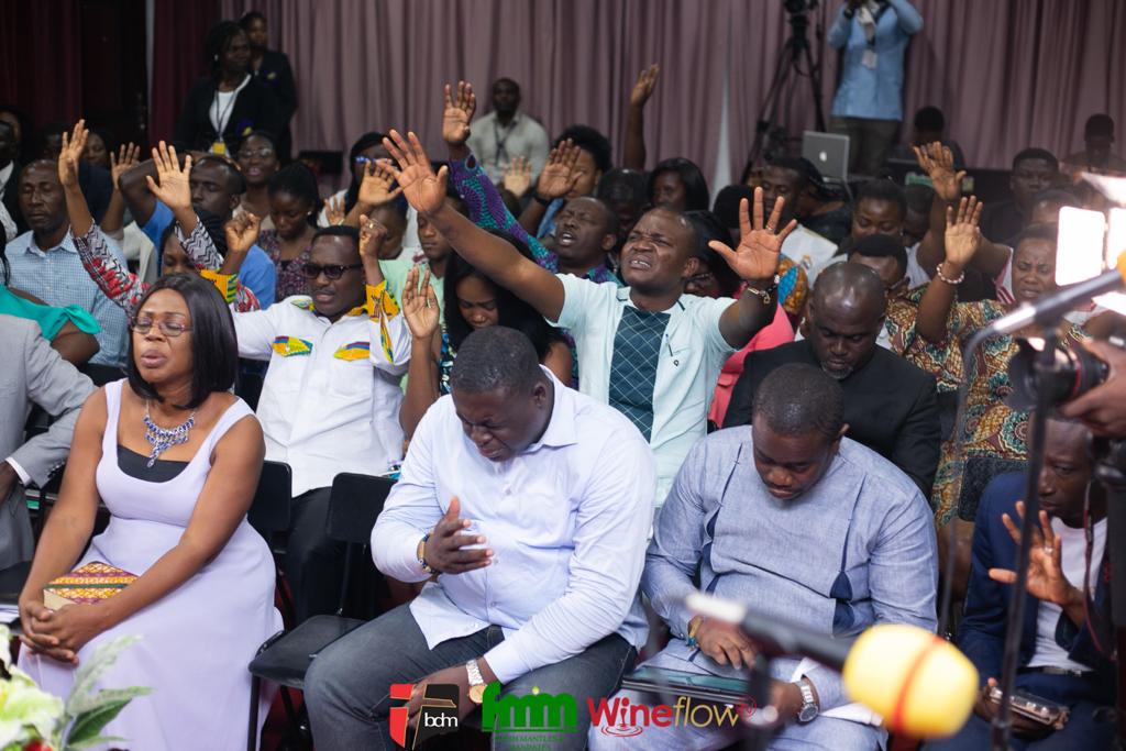 tbdmin's tweet photo. F M M   2 0 1 9 
#worship #word #theprophetic #demonstrationofpower #theanointing #widsom #deliverance #healing #salvation #direction #divinestrategy #seasonalmessage #themindofchrist #tbdministries #wineflowtv https://t.co/2jZCNTenEu