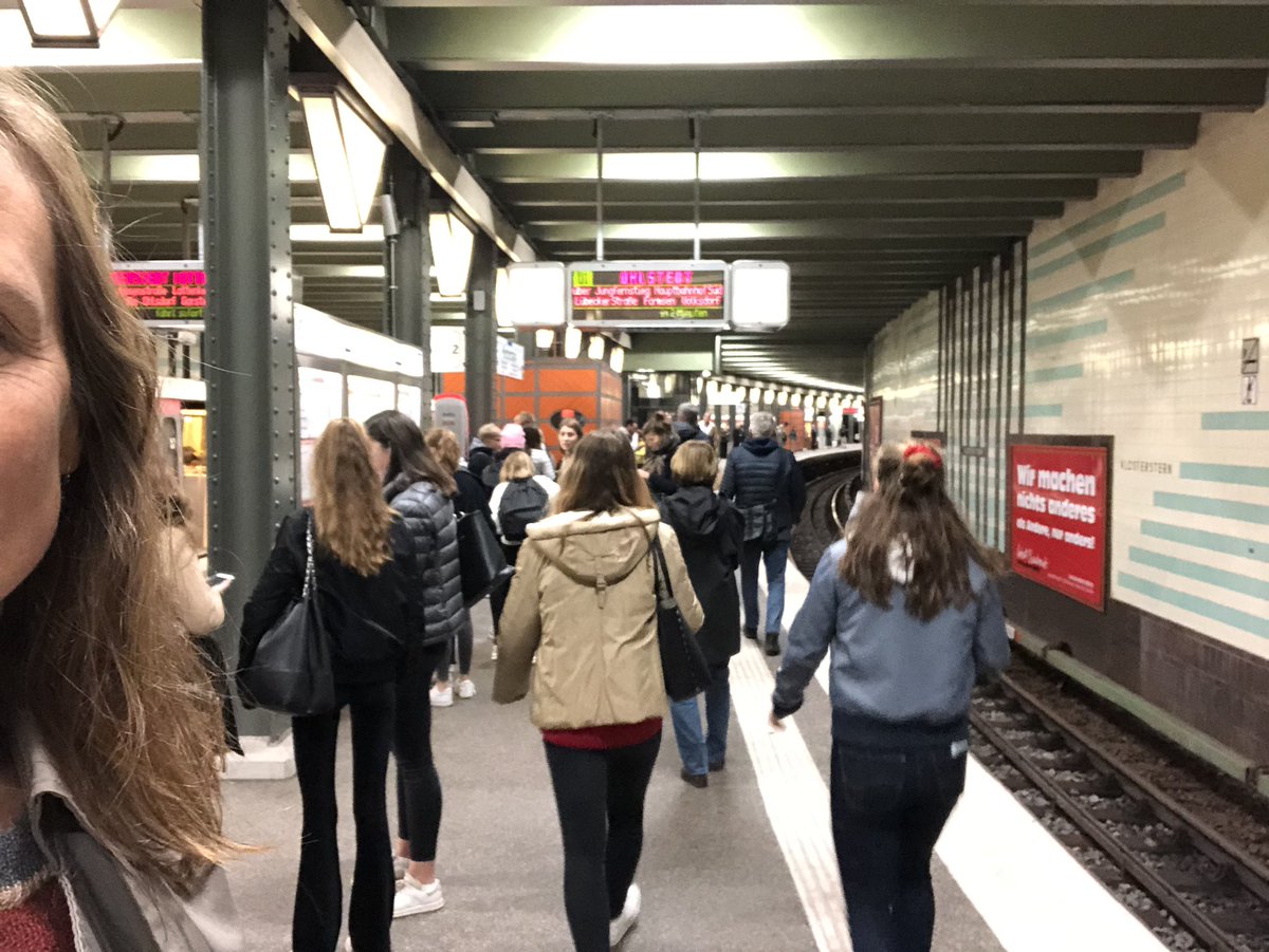 ... auf dem Weg zur Demo - und ihr? 12:00 Jungfernstieg