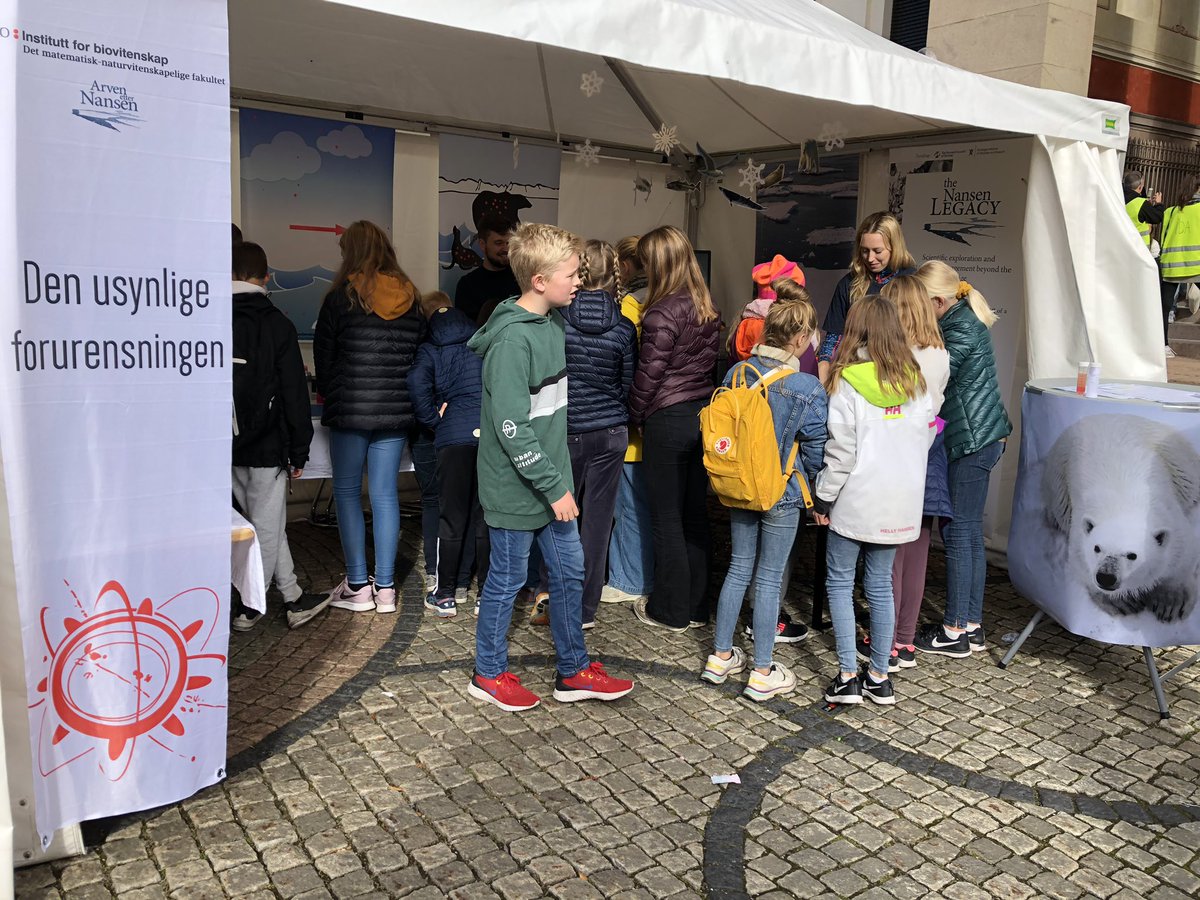 Science for all during #forskningsdagene. Join us to do exciting experiments about #pollution and #Arctic animals! @nansenlegacy @biovitenskap
