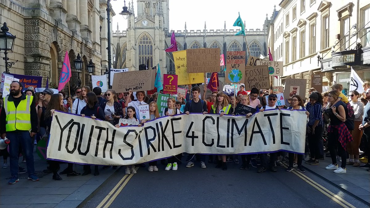 Extinction Rebellion Bath ๐ (@xrbath) on Twitter photo #GlobalClimateStrike in Bath!
#Fridays4Future #FridaysForFuture #YouthStrike4Climate #ExtinctionRebellion <a href="/bath_youth/">Bath Youth Climate Alliance</a> <a href="/XRebellionUK/">Extinction Rebellion UK ๐</a> <a href="/EarthStrikeUK/">Earth Strike UK ๐</a> <a href="/GretaThunberg/">Greta Thunberg</a> #GlobalClimateStrike in Bath!
#Fridays4Future #FridaysForFuture #YouthStrike4Climate #ExtinctionRebellion <a href="/bath_youth/">Bath Youth Climate Alliance</a> <a href="/XRebellionUK/">Extinction Rebellion UK ๐</a> <a href="/EarthStrikeUK/">Earth Strike UK ๐</a> <a href="/GretaThunberg/">Greta Thunberg</a>