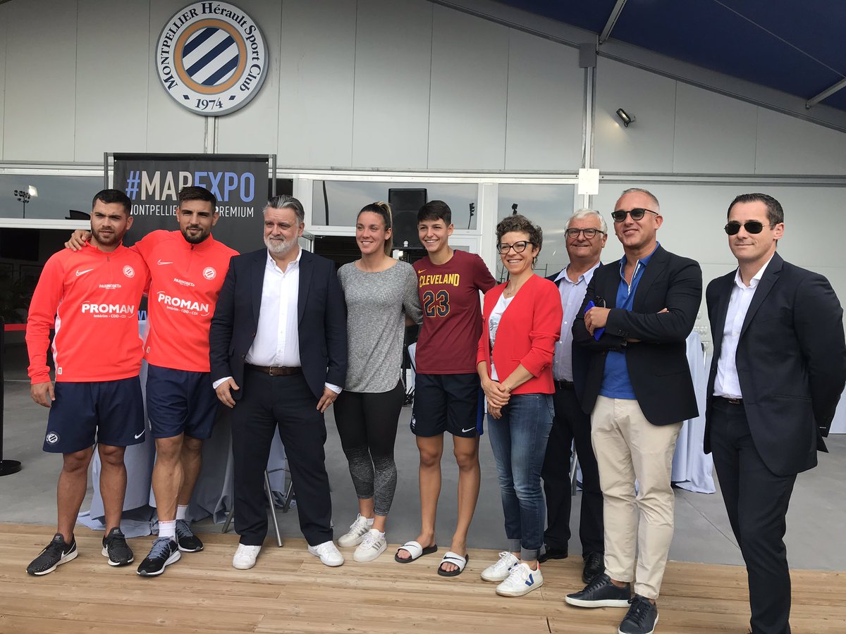 GazettedeMtp's tweet photo. #montpellier : première édition du #mapexpo Montpellier Auto Premium au centre d’entraînement du @MontpellierHSC à Grammont, en présence de quelques joueurs dont @AndyDelort9 et Téji Savanier, avec @GROUPENICOLLIN https://t.co/rEeCVacaKB