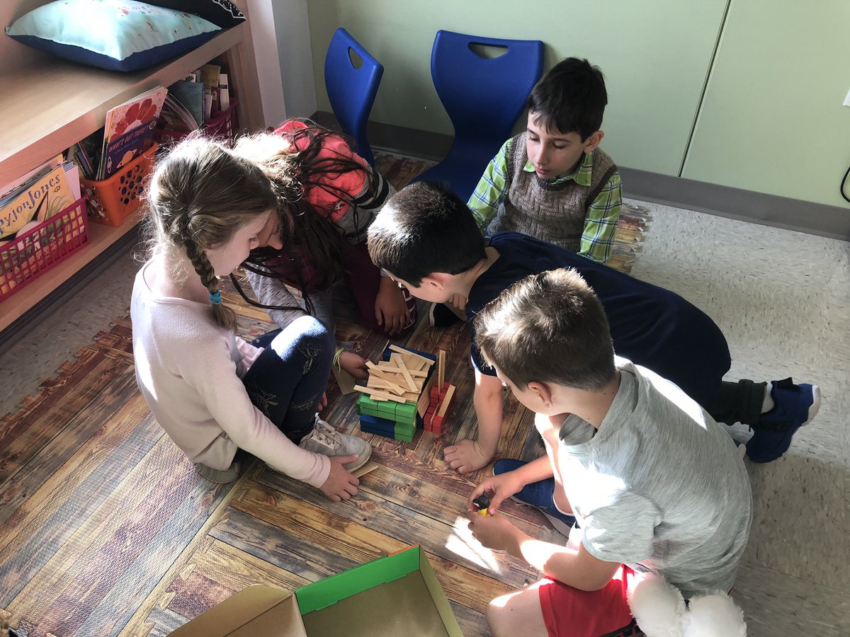 mollieperachio's tweet photo. After figuring out how to knock down walls, the new challenge was to build a structure that couldn’t get knocked down - like our #newCFB! #makingconnections #STEMchallenge #teamwork #iteachtoo #secondgraderocks @NLGustafson @cfbprincipal https://t.co/Yw9WHFzgL6