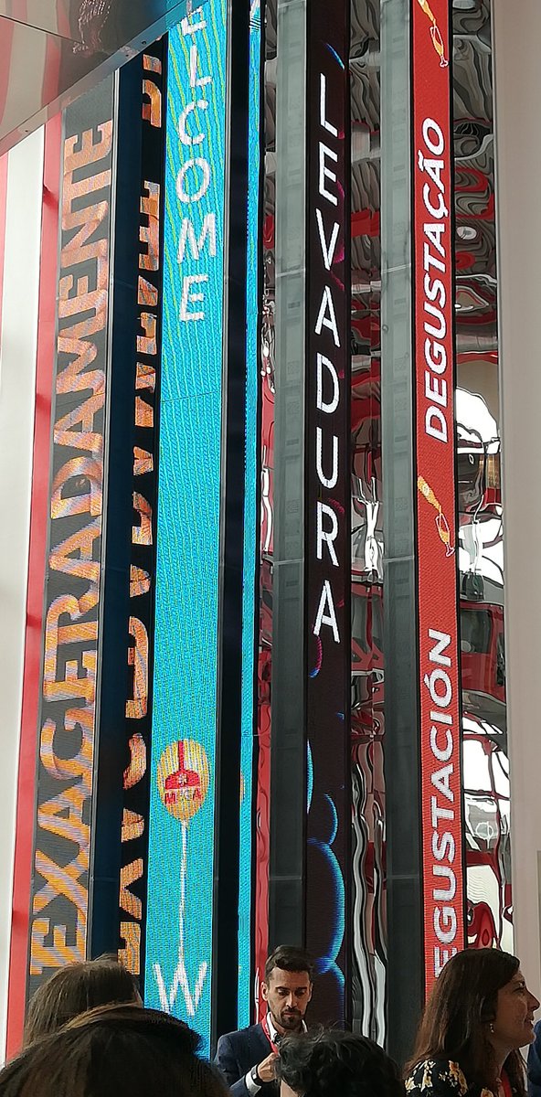markea_gal's tweet photo. Hoxe Markea visita MEGA, museo de @estrellagalicia.
🤔 Sabías que aos construtores das pirámides de Exipto se lles pagaba un 25% do seu soldo en #cerveza?
#curiosidades #estrellagalicia #museoMEGA https://t.co/9fxySUAWIt