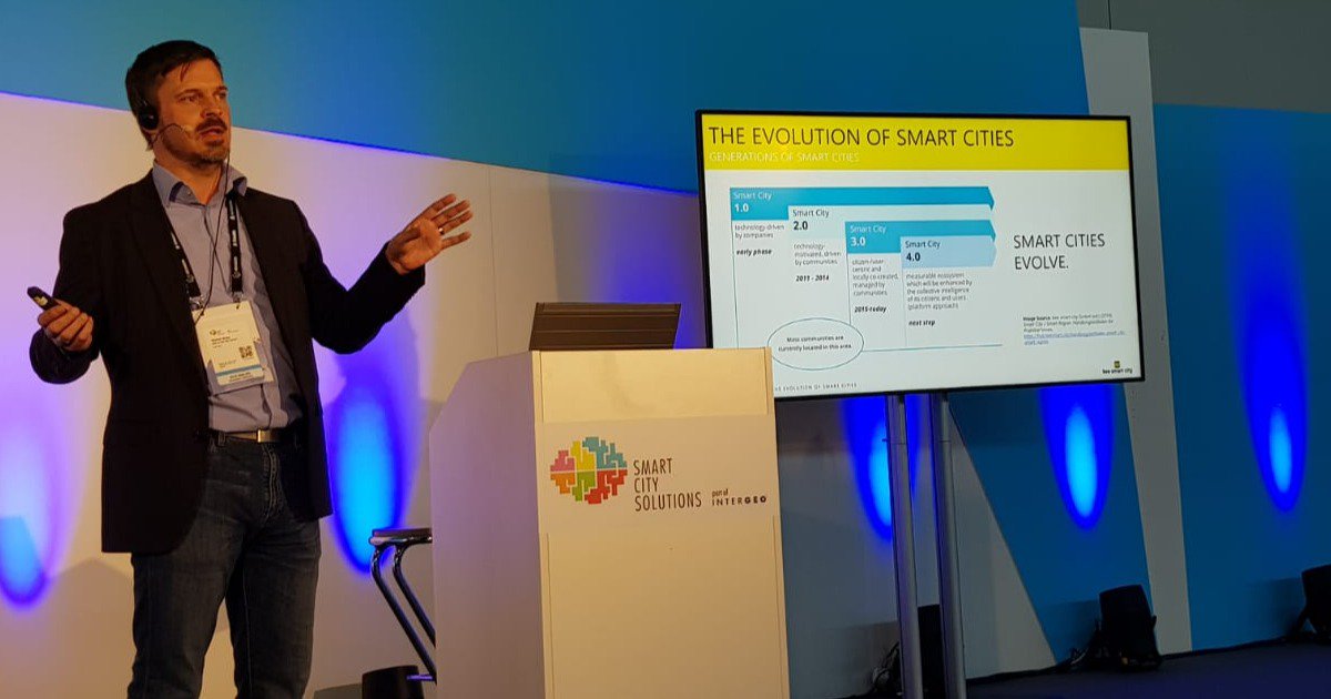 beesmartcity's tweet photo. Yesterday our Managing Partner Tom talked about the evolution of smart cities and how cities can manage urban transformation at #SCSEXPO part of #INTERGEO in Stuttgart. Download the presentation here: https://t.co/GLbrKW6ycI and learn more! @SCSEXPO @InsideIntergeo https://t.co/kX498iU6zL