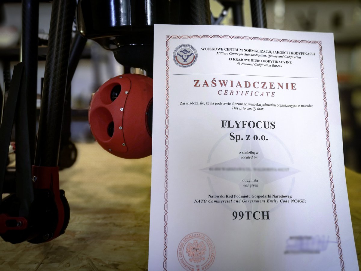 Flyfocus tweet media