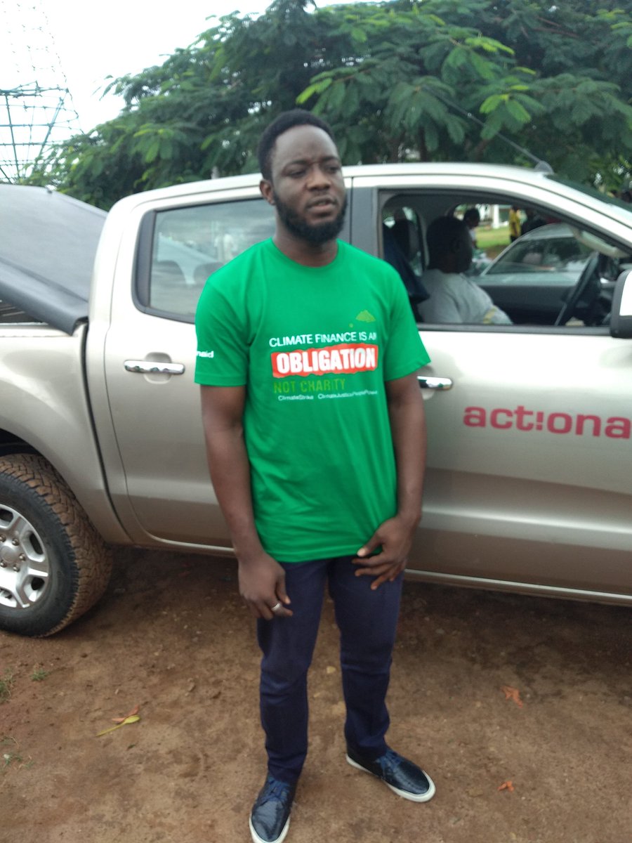 SaleemanMuslim's tweet photo. Climate finance is an obligation not charity... System change not Climate change! #ClimateStrike #climatejusticepeoplepower #ClimateChange #ClimateAction #ClimateAction https://t.co/dGZda3IaD8