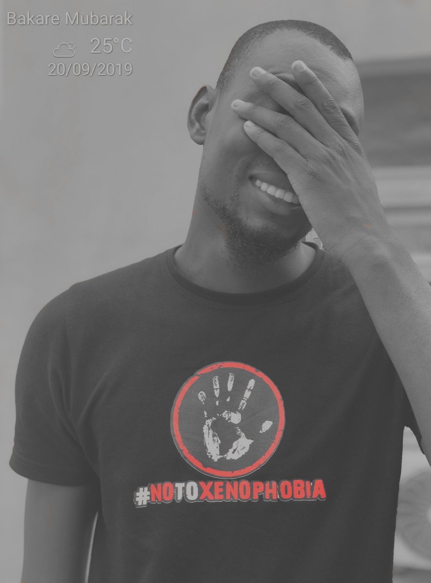 Bakare_Mubarakk's tweet photo. Bear in mind, that it's #InternationalDayOfPeace
Also knowns as #WorldPeaceDay
It is dedicated to world Peace, & the key preventive means to reduce war & violence sustainably.
#notoxenophobicattacks #Notowar #NotoViolence
@UN https://t.co/LKfXinRfwt