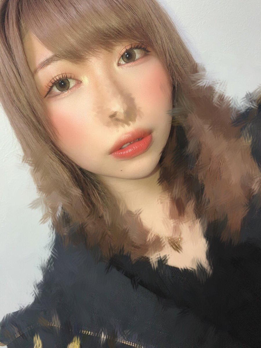 アルコール中毒 もったいないお言葉ありがとうございます 髪は毛先死んでるので隠しました 私はずるい女です