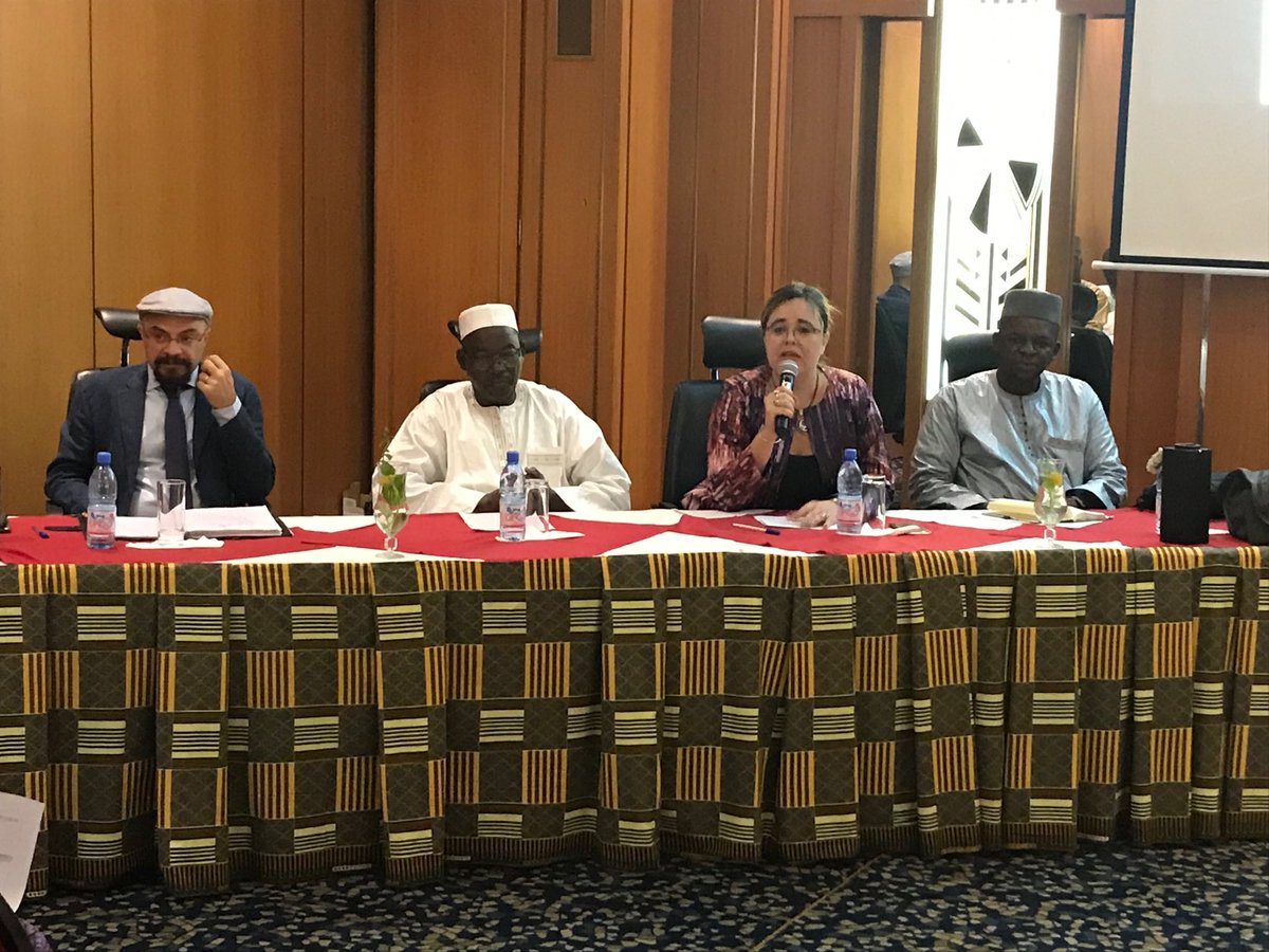 AbSemde's tweet photo. Atelier National de réflexion et d’échange sur l’utilisation des supports mobiles et Akvo Flow par les Directions Nationales et régionales de l’agriculture du Mali. ⁦@akvo⁩ ⁦@jeroenvds⁩ https://t.co/3bLKOhubPc