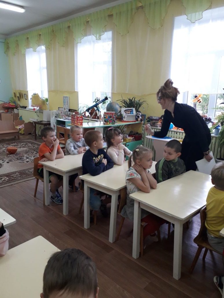 Прошло профориентационное занятие «Рабочие профессии» для воспитанников подготовительной группы МКДОУ д/с №1 «Чайка».