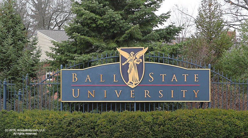 AroundIndy's tweet image. 112 things to do in #Indianapolis &amp;amp; #Indiana on Friday, Sept. 20, 2019: aroundindy.com/today.php

@stgindyfest @VisitHamiltonCo @ruoffmusicenter @EmensAuditorium @BallState @IndyStateFair @IndyFTA @DaredevilBeer @indyjazzfest @SuburbanIndy @WhaleSale @GrandParkSports @AmishAcres