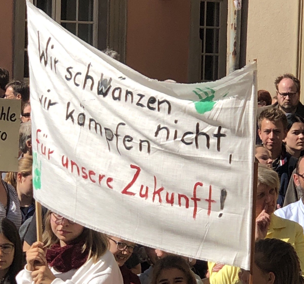Tdoep's tweet photo. Macht weiter! #FridaysForFurture #Klimastreiks #Klimawandel #Klimaschutz https://t.co/gd4ZYOGqRt