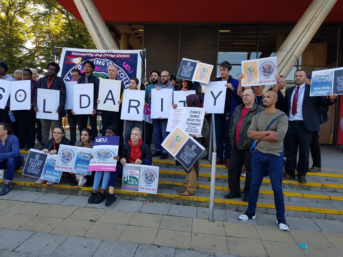 Cct_Candi's tweet photo. City and Islington College CBAT on their way. #YouthStrike4Climate #UCUclimatesolidarity @UCU @UniteResist https://t.co/xVm9oH9JGm