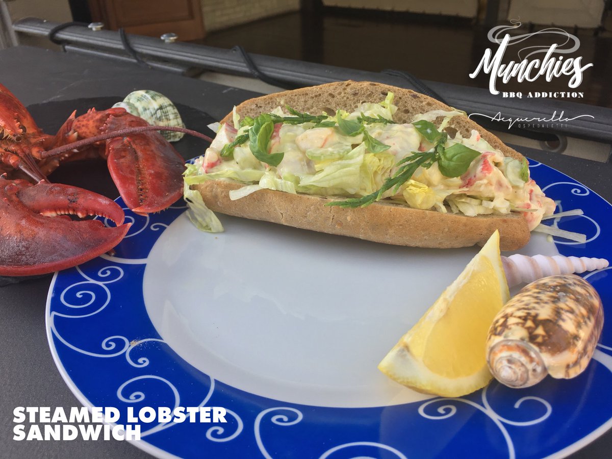 AcquerelloIM's tweet photo. Hai provato il nostro nuovo panino? 

#STEAMEDLOBSTER 🦞🥖🍃
Astice cotto al vapore, maionese fatta in casa, cipollotto e cuore di sedano, alga spirulina, insalata iceberg e limone bio a km0! 🔱 

#munchiesbbqaddiction #ospedaletti #streetfood #astice #paninogourmet https://t.co/jZDQ9vohDr