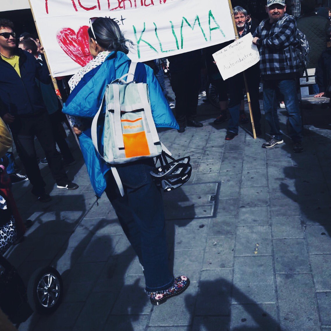 Gemeinsam für den Klimaschutz - sozial wie ökologisch! #obachtistneonorange #FridaysForFurture #AlleFuersKlima