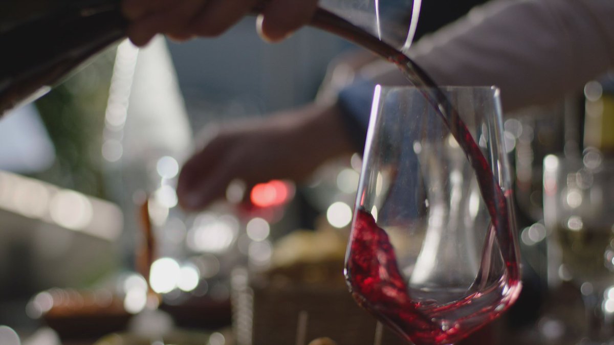 prodeCAT's tweet photo. 🍷Si participeu en el macrotast #ViperVida aportareu fons per al programa d’investigació del càncer i metàstasi de l’@IRBBarcelona. Feu la vostra reserva! #reptemetàstasi #mostracat #vicatalà
Inscripcions👇
https://t.co/vcGTuvIZdw https://t.co/0FjriJKAJJ