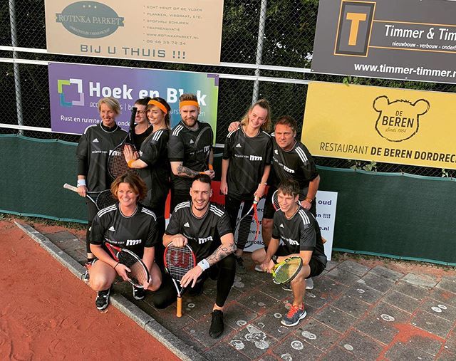 ‘Creativiteit is belangrijker dan winnen’! Dat was ons motto dit jaar tijdens het bedrijven tennistoernooi. #werkenbijMM #bekerinthepocket ift.tt/2NlRIDL