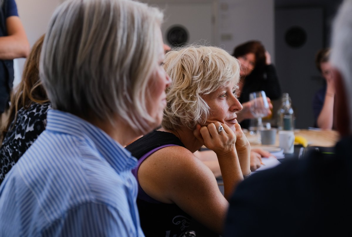BraveScene's tweet image. An absolutely fantastic turnout to @charliebudd's #CreativeCakestorm in the CoWork this morning! Lot's very interesting conversations and some very tasty cakes🧁