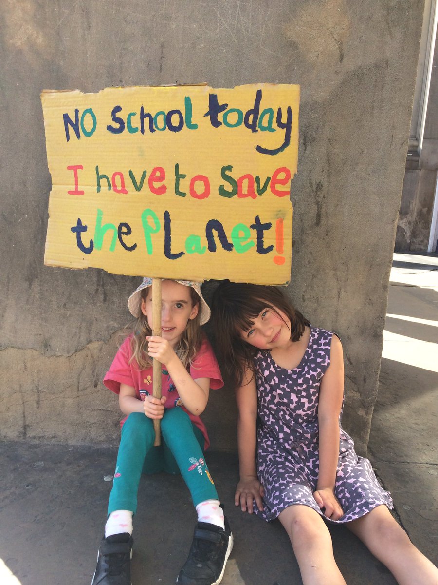 HeritageTansy's tweet photo. #ClimateStrike #huddersfield https://t.co/8iDKwxsZrf