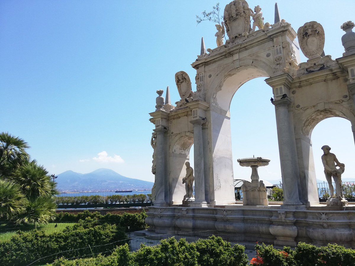 cricapece's tweet photo. Su @thatsalltrends vi racconto del mio mini-viaggio a #Napoli e dintorni...
Ecco cosa fare e mangiare a Napoli in 5 giorni
https://t.co/2PH4UNHBGb

#travelphotography #Travel #viaggi #Italia #costiera #caserta #trip #travelbloggers https://t.co/PMDxinIbw6