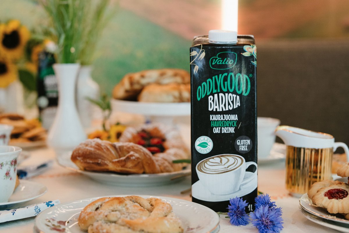 Представляем в России новый Valio Oddlygood® Barista – растительный напиток без глютена, идеальный для капучино! https://t.co/dIMsnb9282 https://t.co/xfbLtAI45W