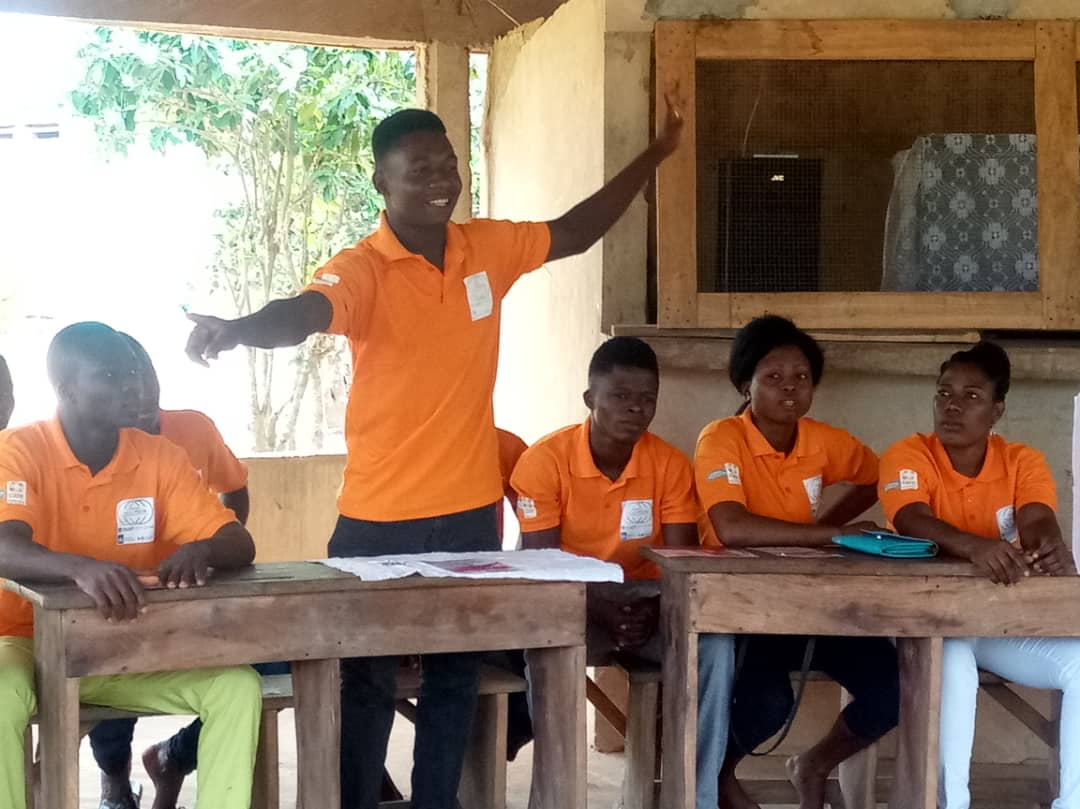ConsortiumPSDSR's tweet photo. Les jeunes du club Extra-scolaire #KANDODJI #Dogbo s'expriment sur le thème "choisit-on le sexe de son enfant ?"
#TogetherWeSpeak #ConsortiumPSDSR https://t.co/t50aYOudEG