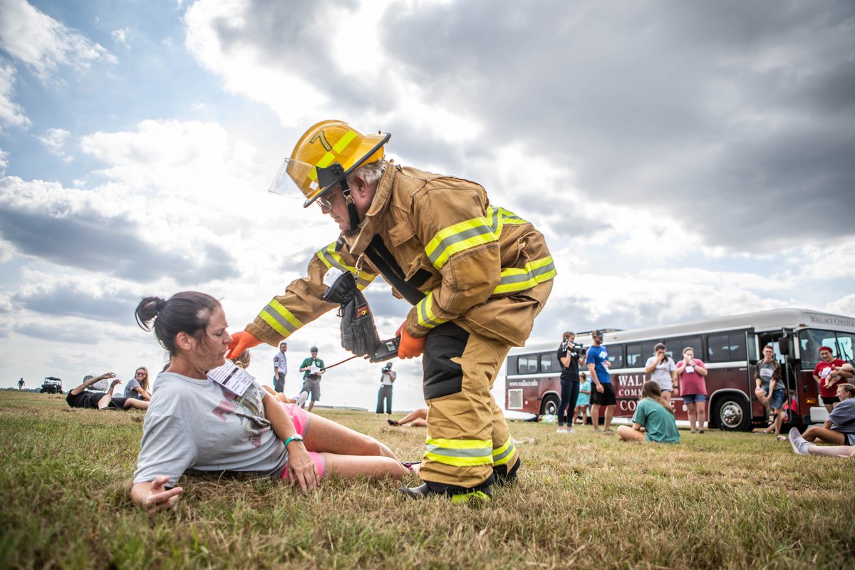 wccdothan's tweet photo. The Dothan Regional Airport was buzzing with activity yesterday as multiple agencies came together to participate in a disaster drill. Wallace Community College students portrayed victims of a plane crash, as well as other roles for the exercises. #handsonlearning @ACCS_Education https://t.co/6ekPOo8OqB