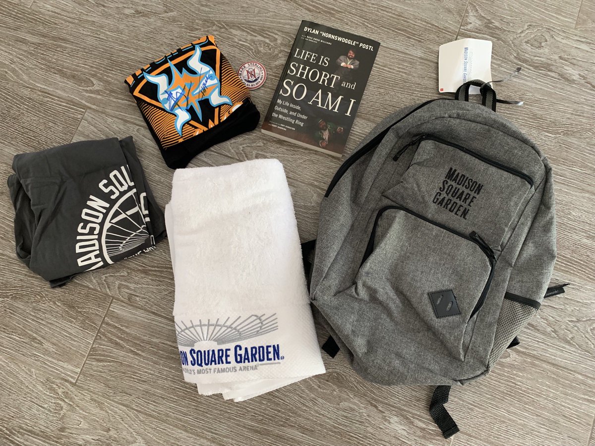 MajorWFPod's tweet image. DOWNLOAD THIS WEEK’S @MajorWFPod! 

@TheCurtHawkins &amp;amp; @zackryder discuss the rare AAA @reymysterio, unbox @AndradeCienWWE, their favorite Crush, the worst @AJStylesOrg, and much more!
 
LISTEN TO HEAR HOW TO WIN THE BACK TO SCHOOL BUNDLE PRIZE!