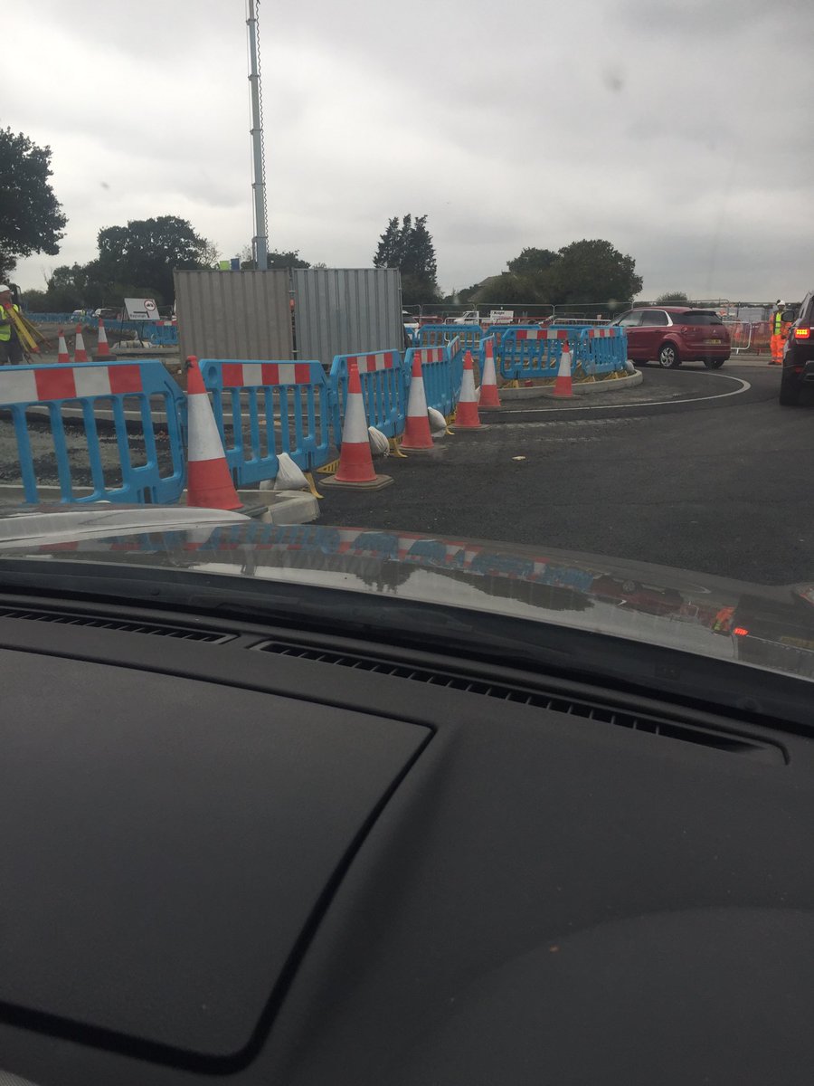 ⁦<a href="/essexhighways/">Essex Highways</a>⁩ why is it necessary to construct this huge roundabout in Hullbridge, causing weeks of disruption on this busy commuter route just for a few new houses. When the the junction at ferry road has worked perfectly fine with a simple mini roundabout?