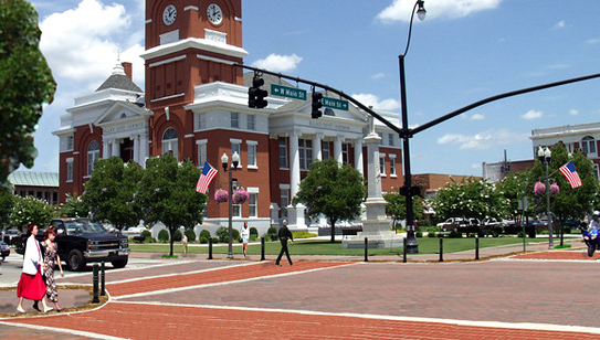 VisitMetter's tweet photo. Happy Friday everyone! How are you going to spend your weekend? Take a day trip to Statesboro, it is only 30 minutes from Metter! https://t.co/HjKLQvWwM8