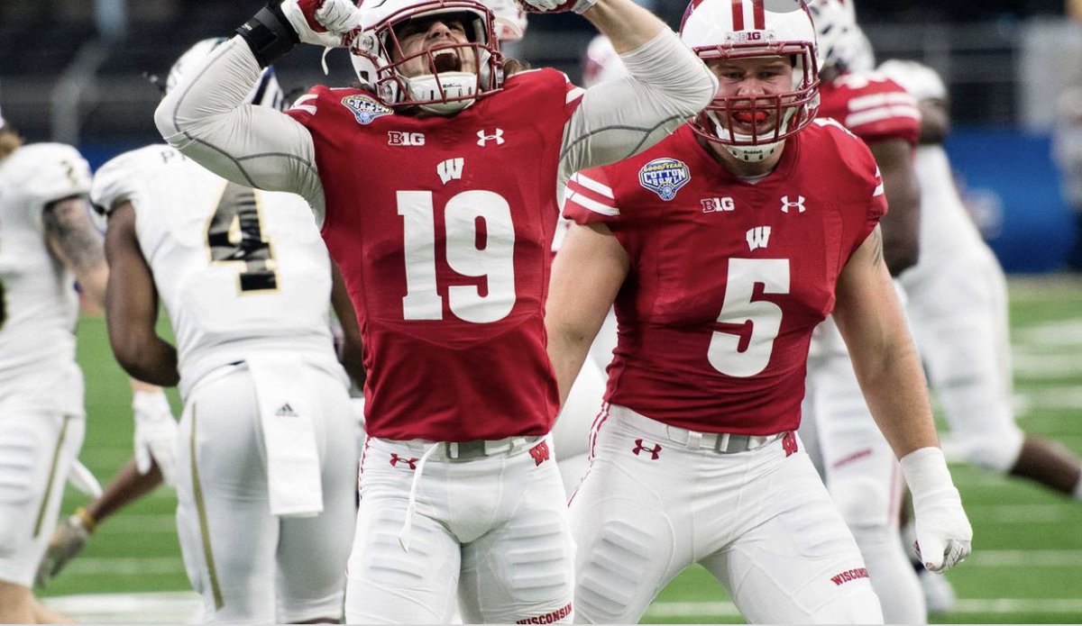 _DPETERSON10's tweet image. Blessed beyond words and SO EXCITED to have received my first D1 offer from The University of Wisconsin!!!! 👐🏽 #OnWisconsin