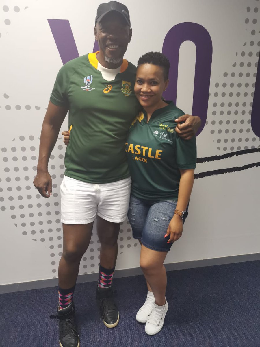 YOUFM898's tweet photo. When YOU dont miss leg day at the gym!!
@DMOS_SA @KMokgalagadi ready and in full support of #BokFriday
-
-
-
Coming Up next #ViewpointSports https://t.co/oJGheceAbF