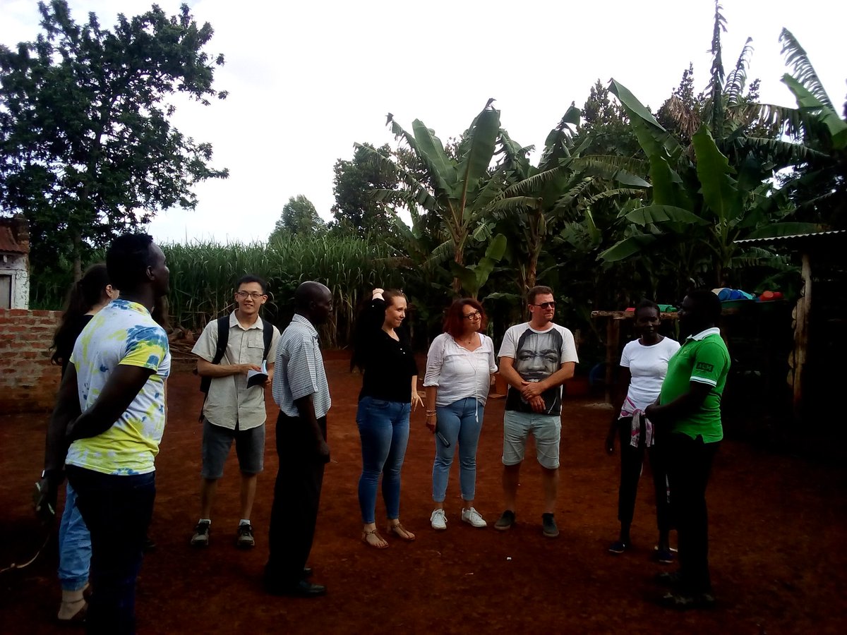 BulukeB's tweet image. James 1:27
Religion that God our Father accepts as pure and faultless is this: 
To look after Orphans and widows in their distress and to keep oneself from being polluted by the world.

Brothers and Sisters let's share the bread.
Email:
mrbreaker406@gmail.com
Tell:+256750761129