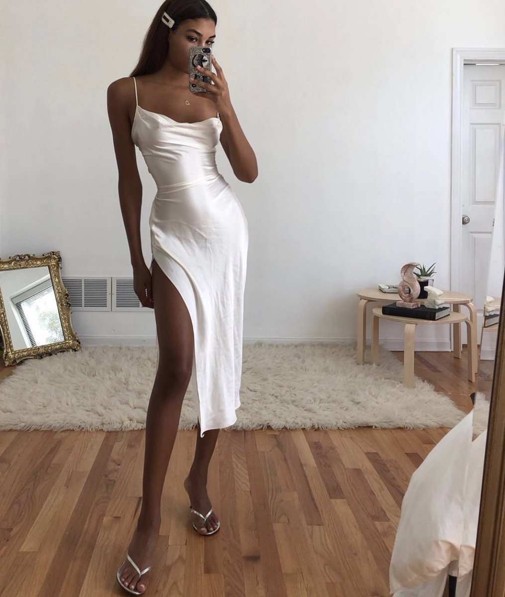 femmeduart's tweet photo. white silk dress https://t.co/O8h3kMHvrL