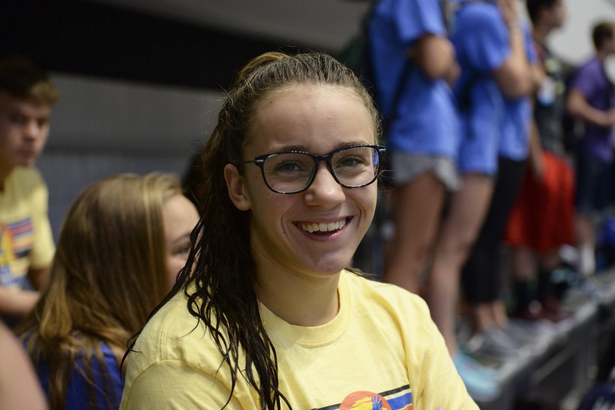 tjeanneb's tweet photo. Congratulations Sydney Paglia on your official letter of appointment to the US Naval Academy.  @AGHSRedDevils @agdevilswim https://t.co/IrotzbH2Hc
