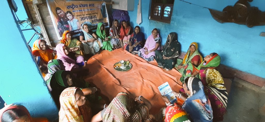 JSamastipur's tweet photo. #PoshanMaah2019 Celebrated in Jyoti SHG of Prithiwi VO at Hardiya,  Singhiya, Samastipur, Aware on Hand Wash practice, Kitchen gardens, Food groups and etc, taking Oath
@GaneshP24985387 
@dmsamastipur1 
@UtpalGanguly8 
@NirajKrSinha2 
@Samastipur_NNM 
#PoshanAbhiyan https://t.co/ABmbuYd6kd