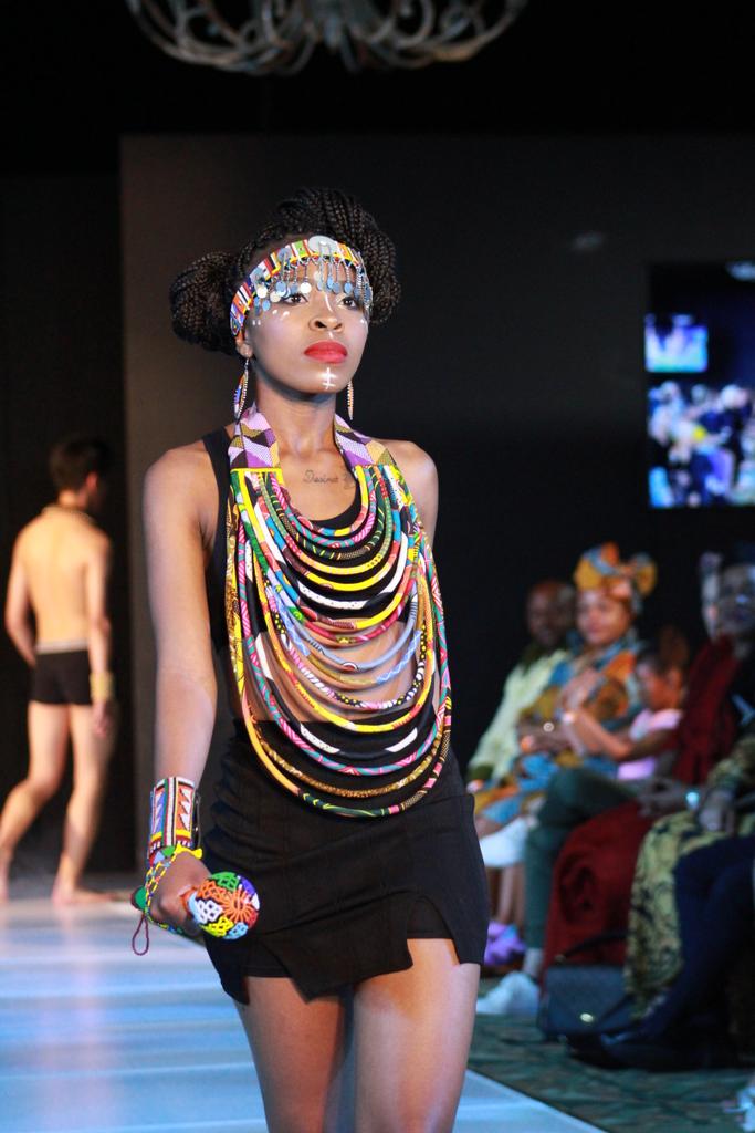 FSFASHIONWEEK's tweet photo. DAY 1 RECAP
Beaded and hand crafted by 
@MAKGOSI_CREATIONS. 

#FSFW19
#OurRootsConquer
#FreeStateFashionWeek 
. 
#KryolanFreeState
#JCLeRoux
#MimosaMall
#StandardBank
#WindmillCasino
#02InfoTech
#SEDA
#DESTEA
#UnlimitedTravel https://t.co/fRMyV6WZ1m