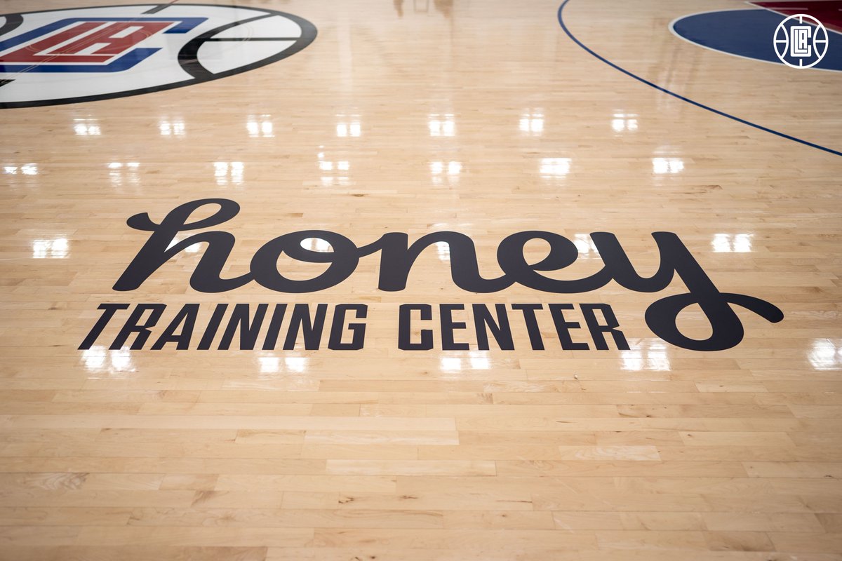 LAClippers's tweet photo. Introducing the newly-renovated @honey Training Center! 🏡 https://t.co/kCNbbvsrWs