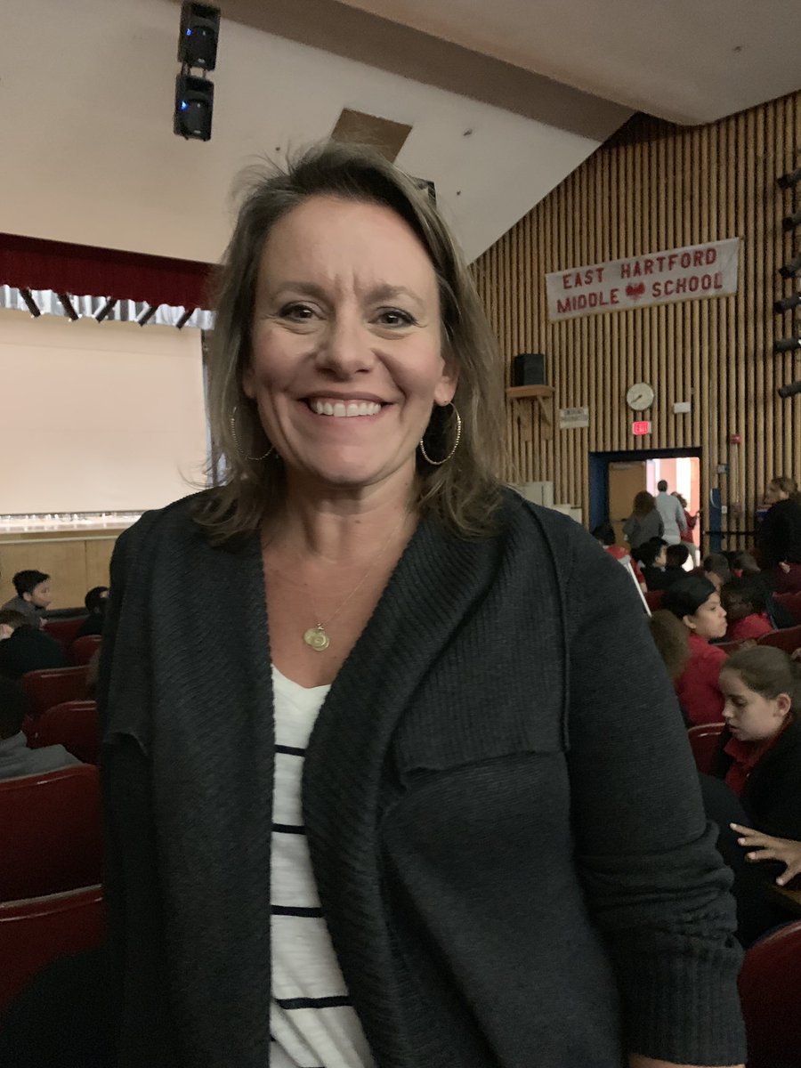 EHPSEnglish's tweet photo. Mrs. Kalafus and Ms. Wilson, two of our 6th grade ELA teachers, were honored by colleagues at the 6th grade town hall meeting at @EHMiddle today for being just plain awesome. So proud to have such hard working staff in our department!!! https://t.co/LKWUhmWDSi