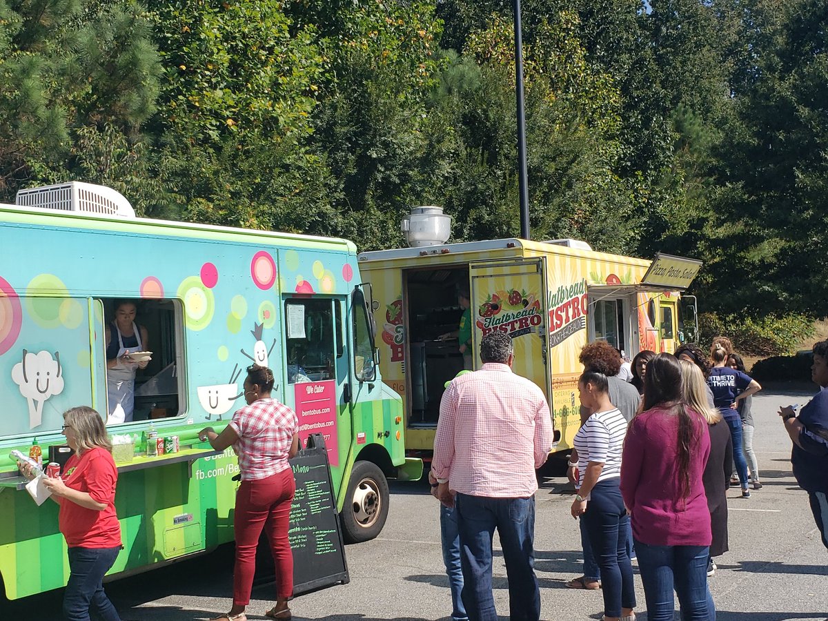 TopRecruiter007's tweet photo. The Colleague Activity Team (CAT)  continues  to do great things.  I truly enjoy my job and a company that's support its employees #Lifeatsage  #Colleagueactivityteam 

Deanna and Hayley are taking some to enjoy the food trucks. https://t.co/BqmdbUYOqw