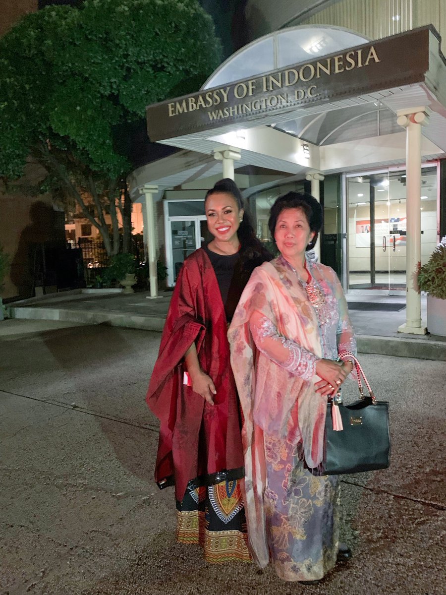 MisShakila's tweet photo. Last night. https://t.co/z5wxqbJc0w