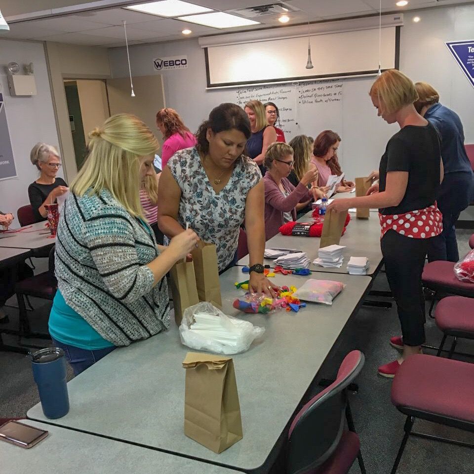 webcotube's tweet photo. Several members from the Webco Corporate team volunteered to help @TulsaSTEM​ put together STEM kits for the Tulsa State Fair.  Please go visit https://t.co/4pjbHqSbsG for more info! #webcotube https://t.co/536QArlhqi