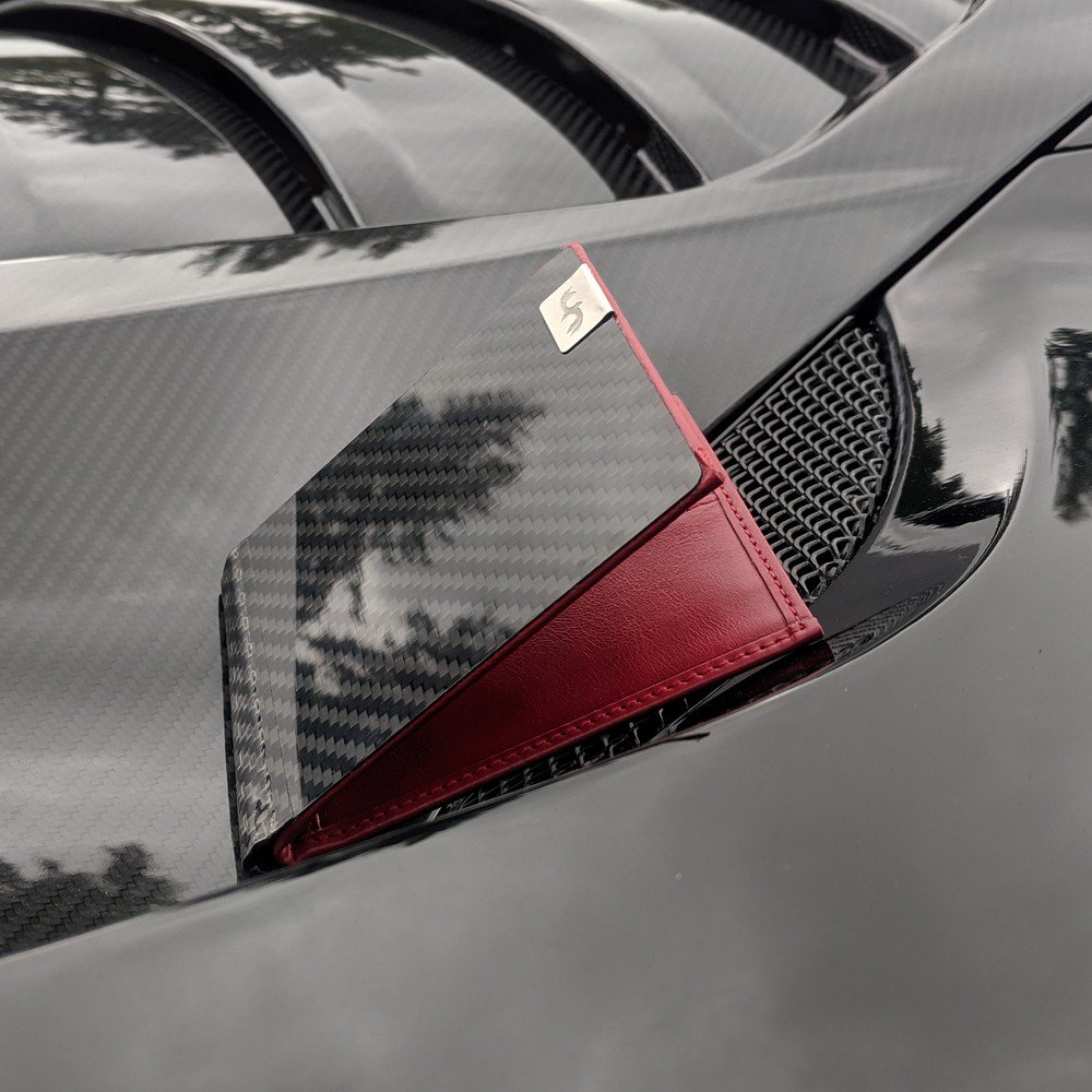 CommonFibers's tweet photo. Can you guess the make and model of this car just from it's vents?  First correct answer wins a CF carabiner! 
.
#carbonfiber #wallet #EDC #everydaycarry #slim #minimalist #pocketdump #tactical #keepitsimple #madeinamerica #leather #carbon #commonfibers #lifeiscarbonbased https://t.co/WmpK44fpzQ