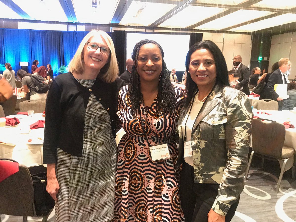 equityproject's tweet photo. Wrapped a powerful #EdEquityForum2019 - thank you to @EdTrustWest for this gathering of #equitywarriors! #LeadingforEquity https://t.co/fUbg6uaWMI