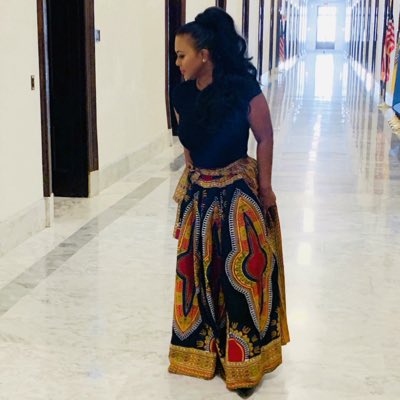 MisShakila's tweet photo. #NewProfilePic https://t.co/lCohqnvDOI